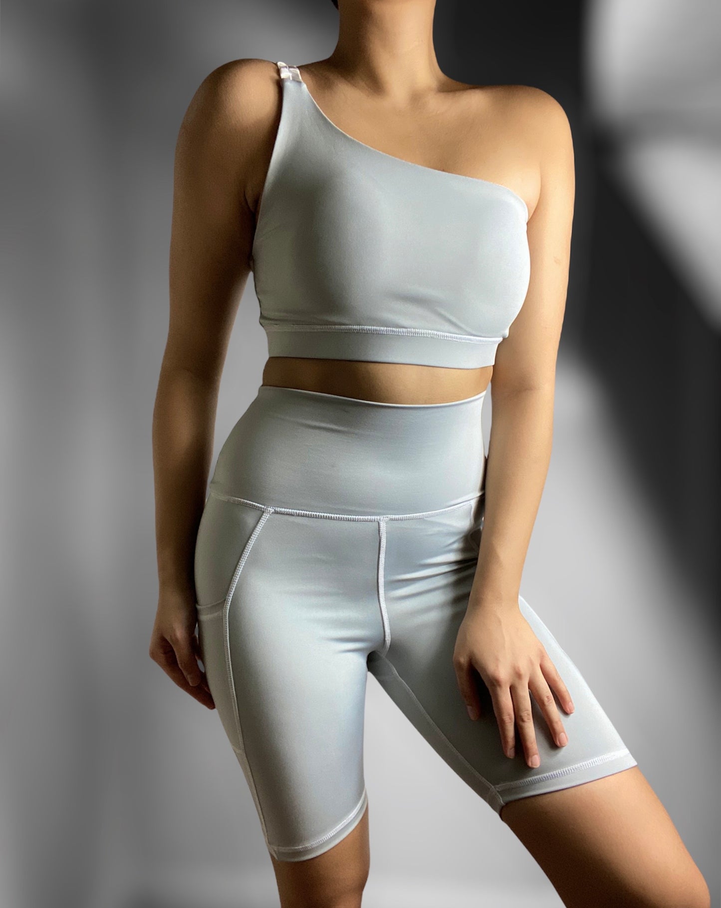 TROPIC One Shoulder Weave Sports Bra